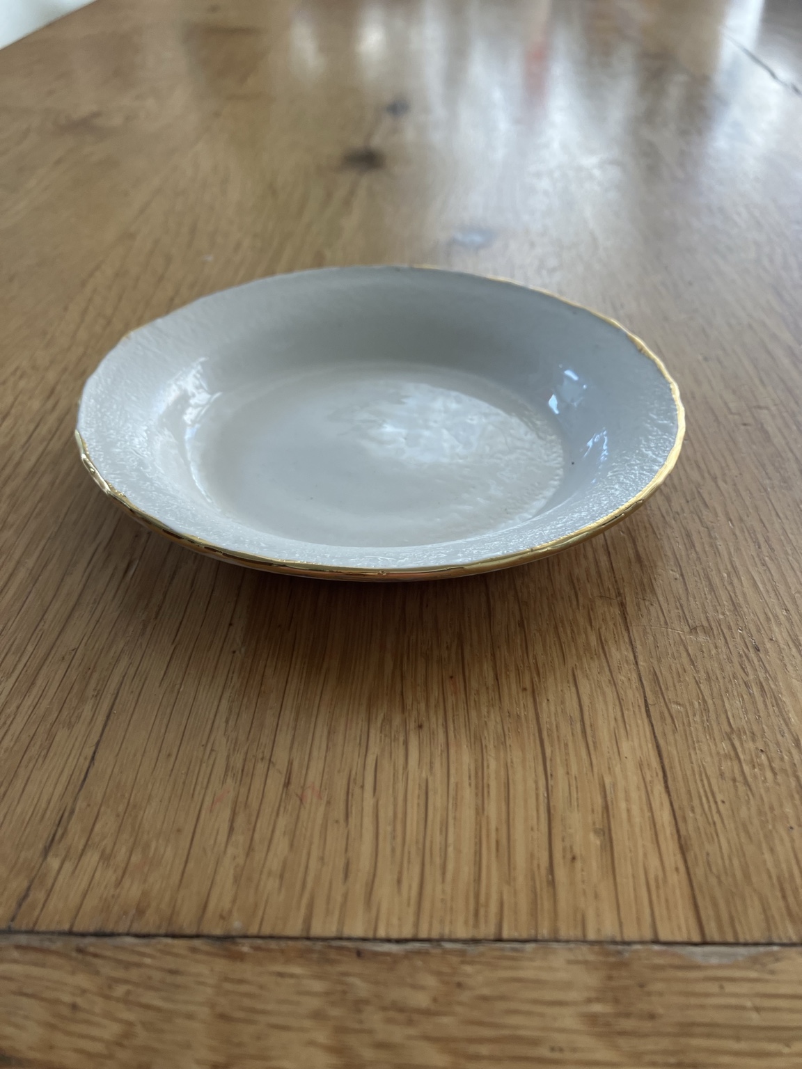 Gold Edge — handgemaakt porseleinen bord met goudrand